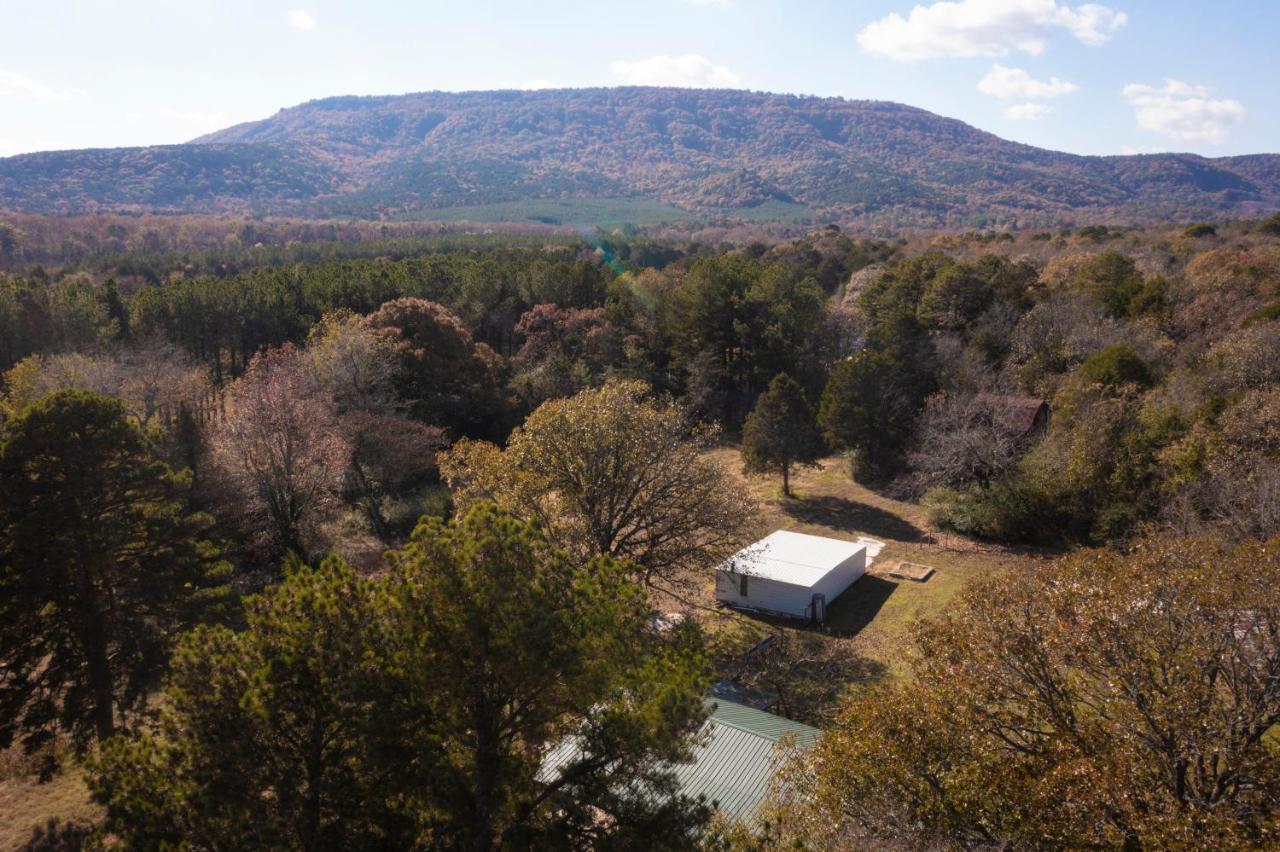 Dardanelle Nebo'S Foot, Hiking And Biking Escape With Game Shedヴィラ エクステリア 写真
